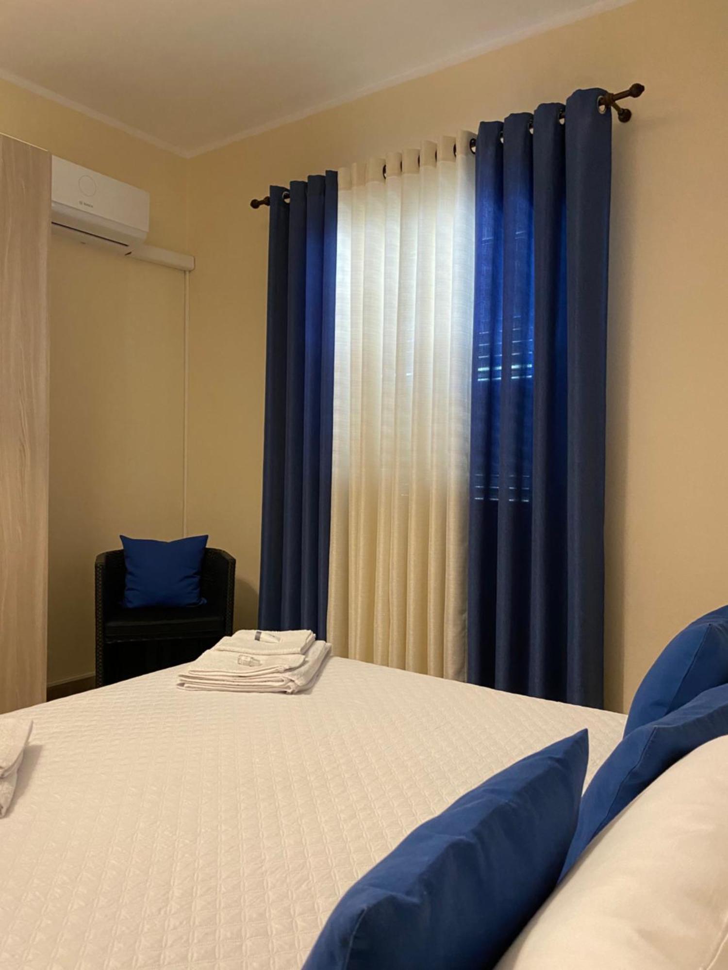 Casa Dominique Apartment Cefalu Bagian luar foto