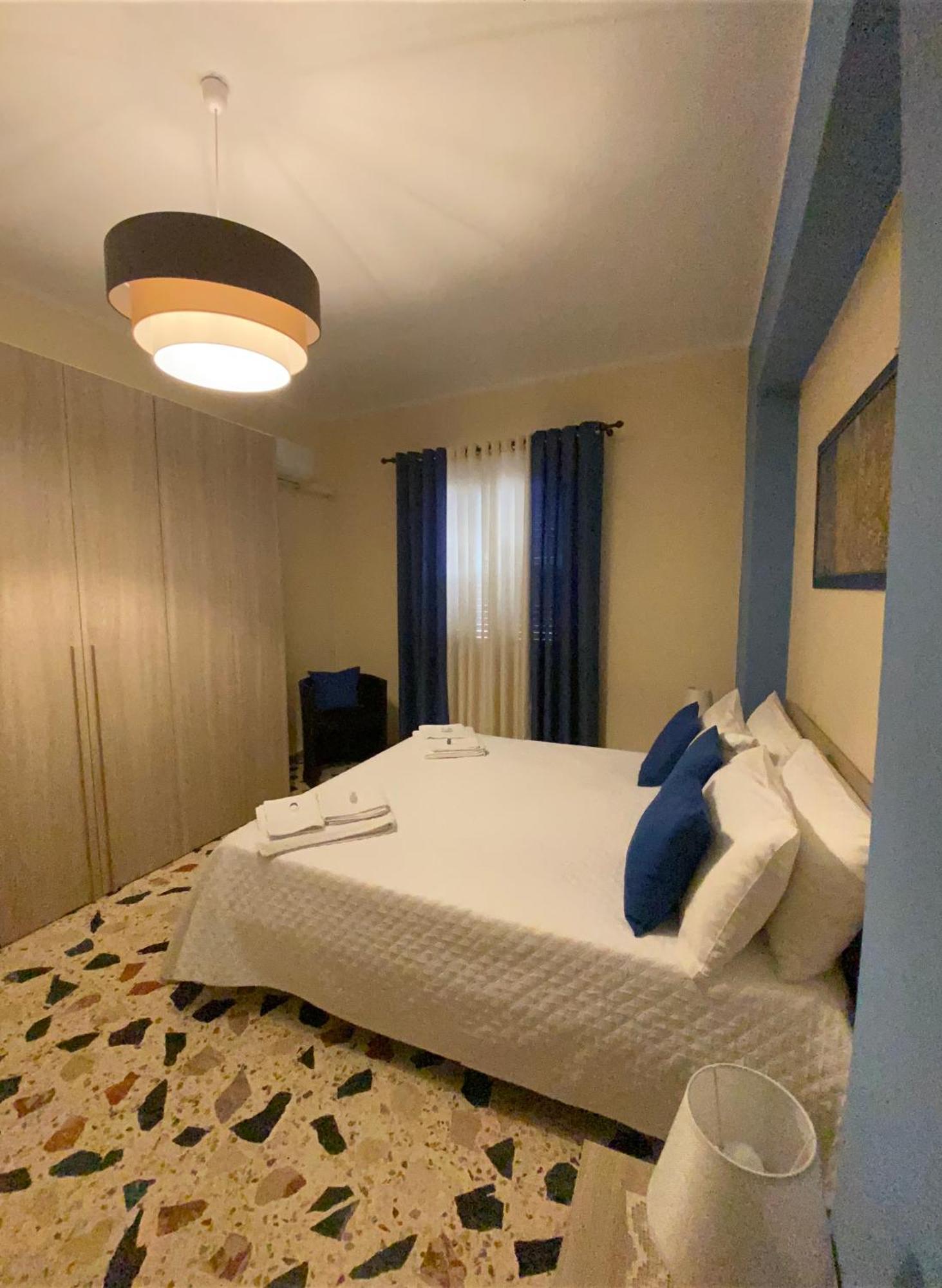 Casa Dominique Apartment Cefalu Bagian luar foto